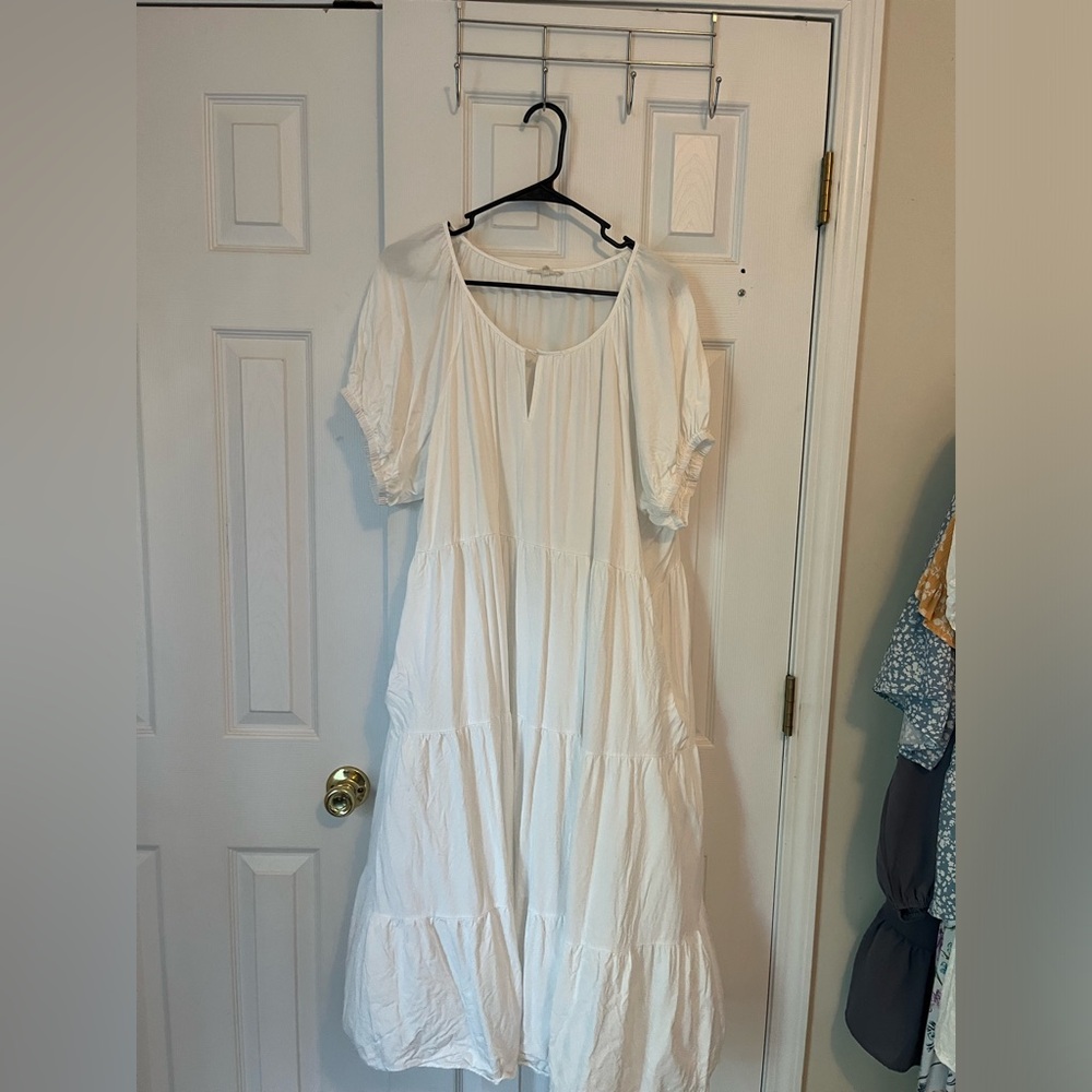 White MIDI Dress Chic Soul